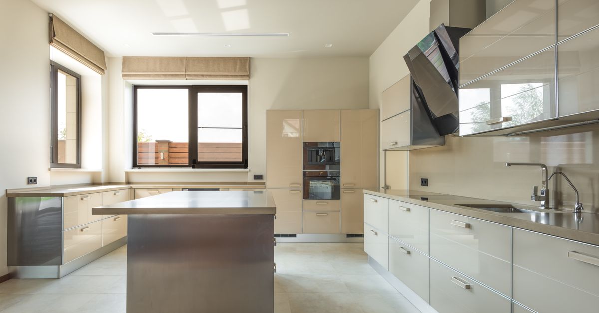 Signs Your Cabinets Need Immediate Repair Attention